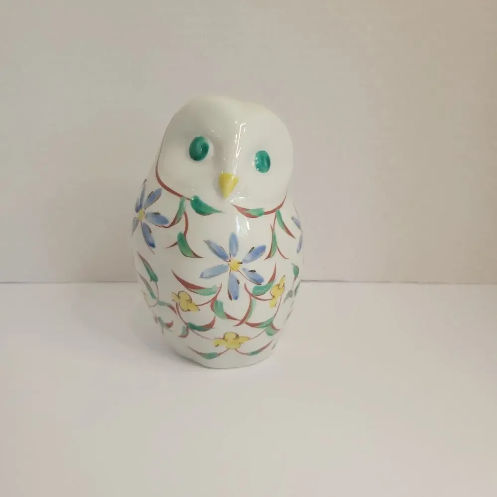 Vintage Japanese Arita Porcelain Owl Figurine – Hand Painted – Leaf Kiln Mark 7